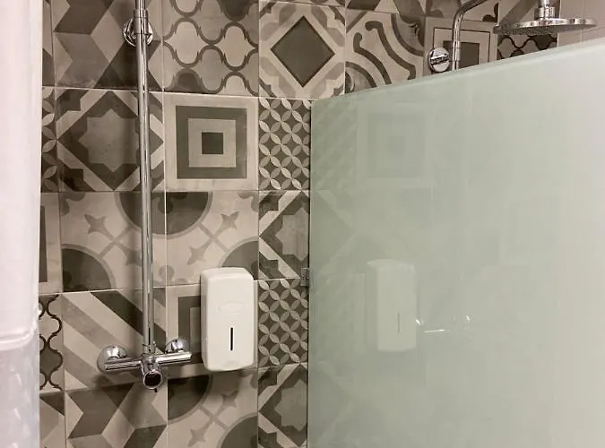 Market 分契式公寓